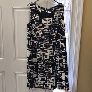 Dress Barn sleeveless with Pockets